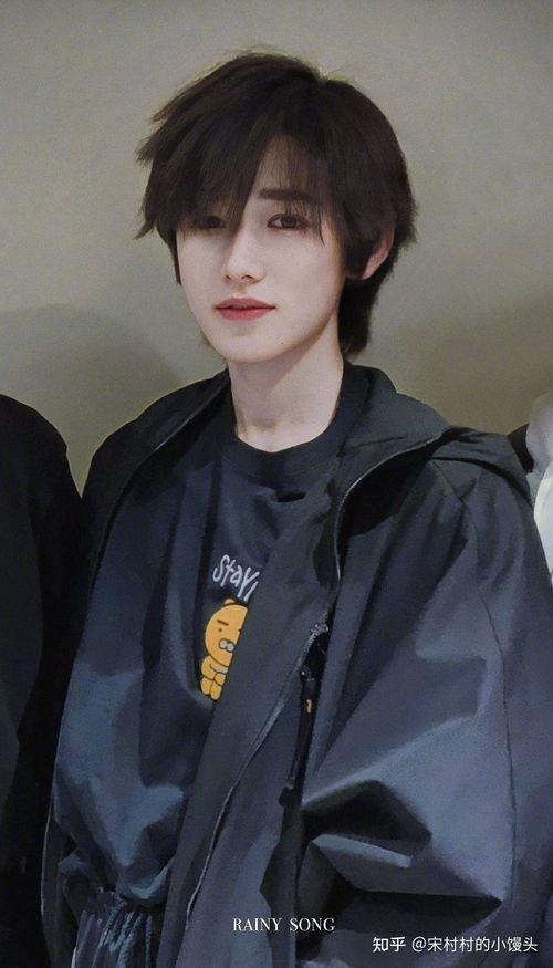 宋亚轩国产主唱视频大全,音乐之旅中的璀璨星光 第2张 宋亚轩国产主唱视频大全,音乐之旅中的璀璨星光 第2张