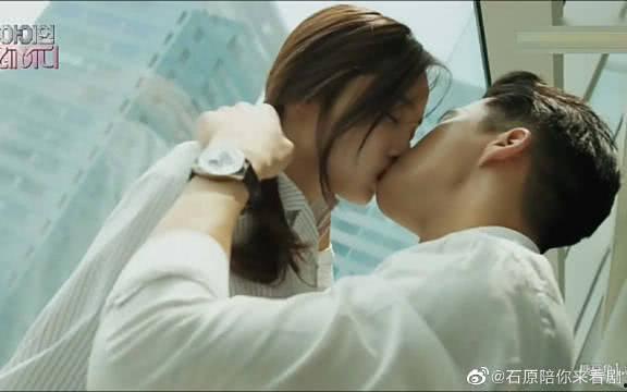 国产剧流行吻戏视频,盘点那些令人脸红的吻戏集锦  第1张